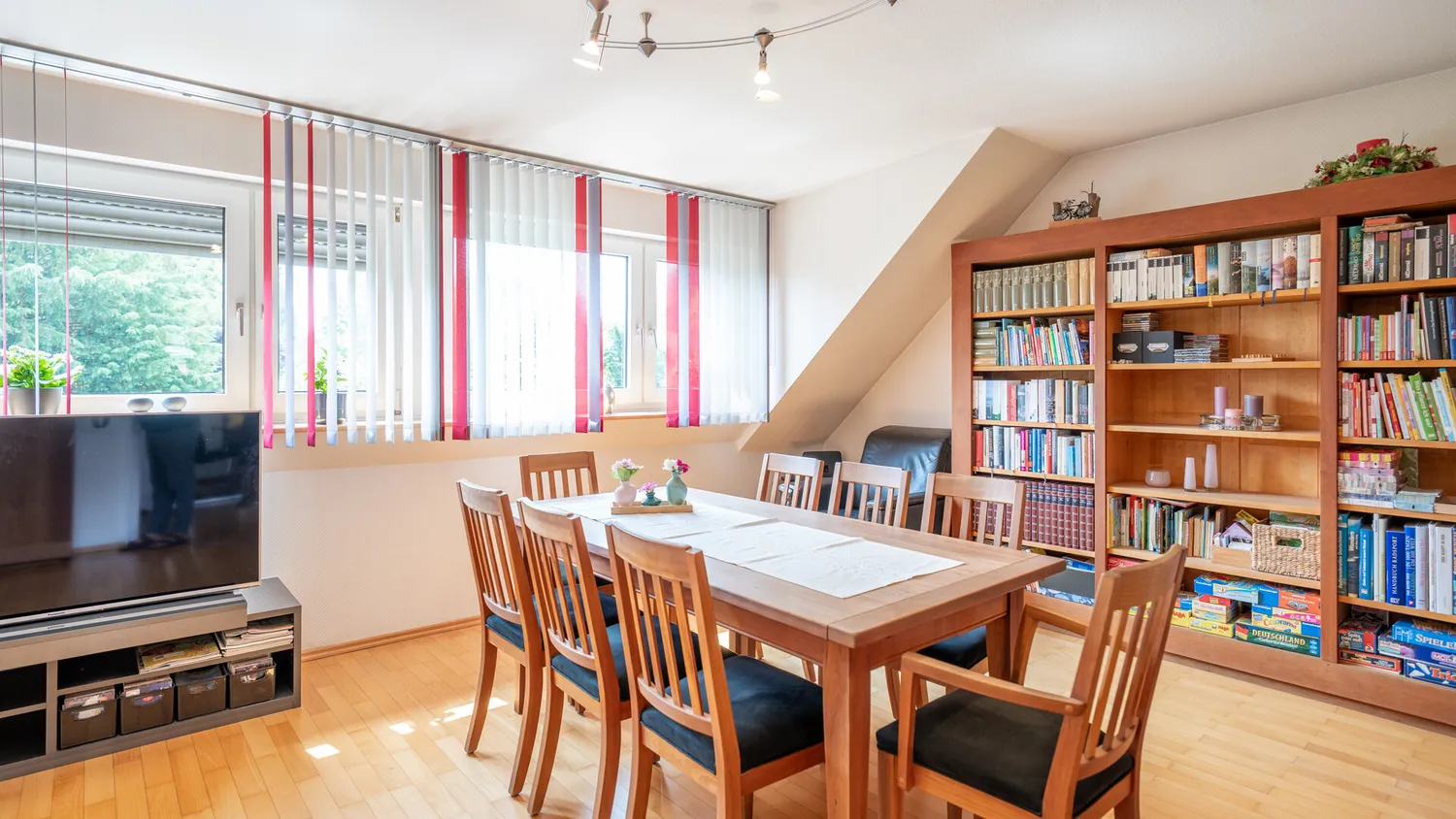 5 Zimmer Wohnung mit 131 m² in Mönchengladbach – Bild 6