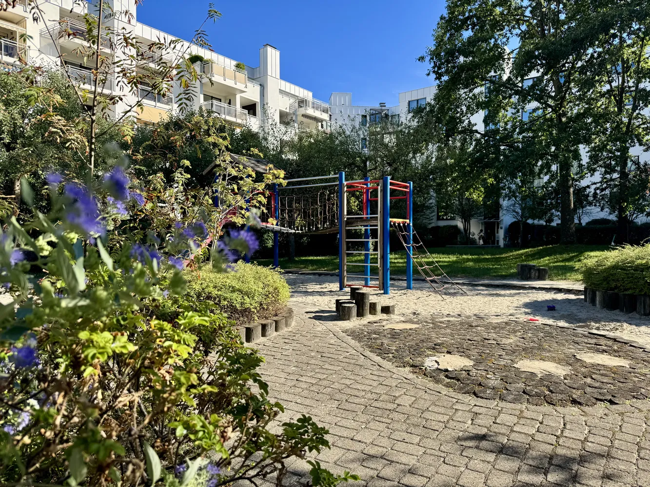 2 Zimmer Wohnung mit 65 m² in München – Bild 12