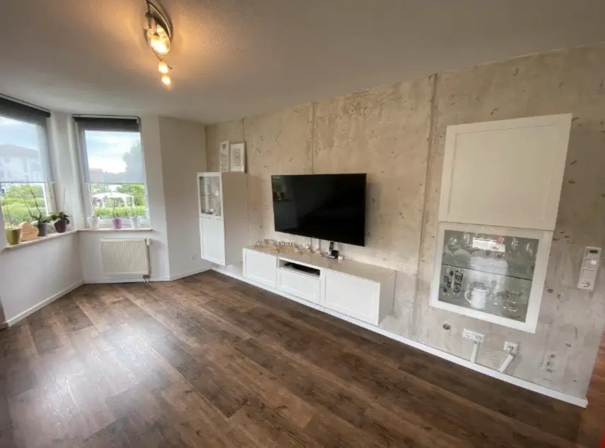 9 Zimmer Wohnung mit 180 m² in Lörrach – Bild 1