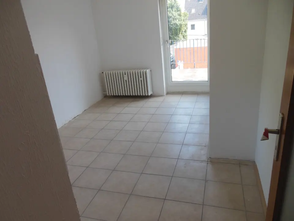 2 Zimmer Wohnung mit 71 m² in Grevenbroich – Bild 2