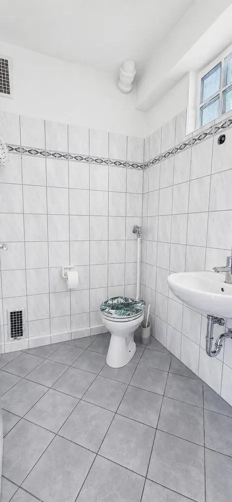 2 Zimmer Wohnung mit 65 m² in Karlsruhe – Bild 6