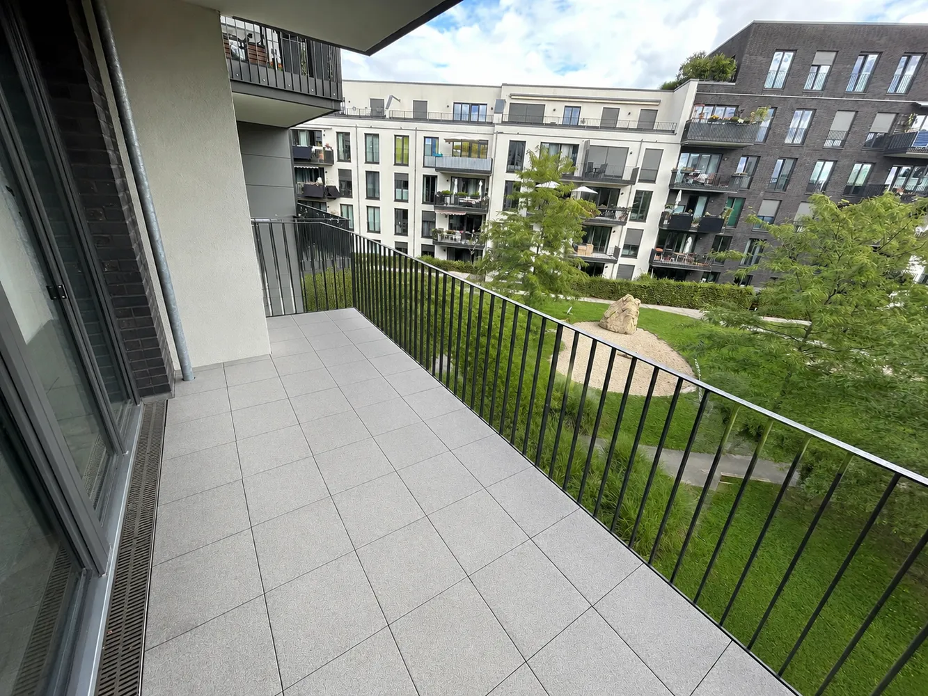 4 Zimmer Wohnung mit 108 m² in Berlin – Bild 2