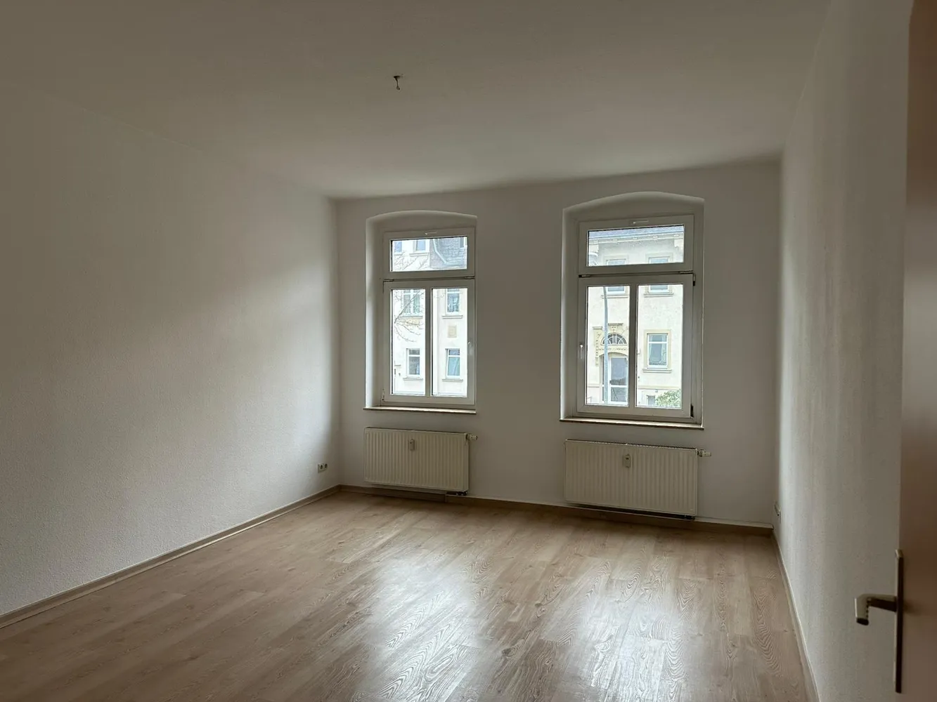 2 Zimmer Wohnung mit 70 m² in Chemnitz – Bild 2