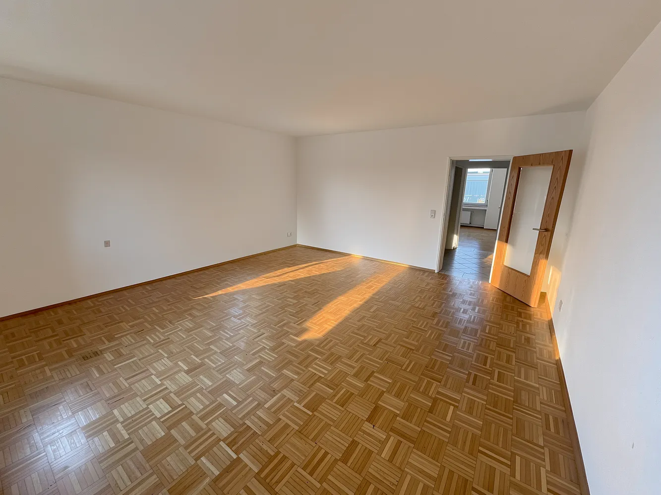 2 Zimmer Wohnung mit 72 m² in Aachen – Bild 2