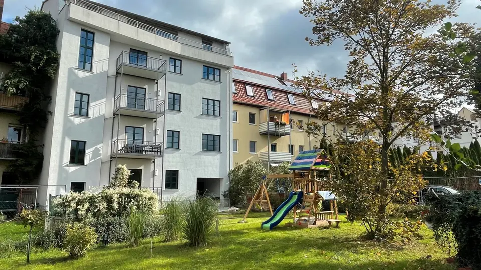 4 Zimmer Wohnung mit 130 m² in Merseburg – Bild 1