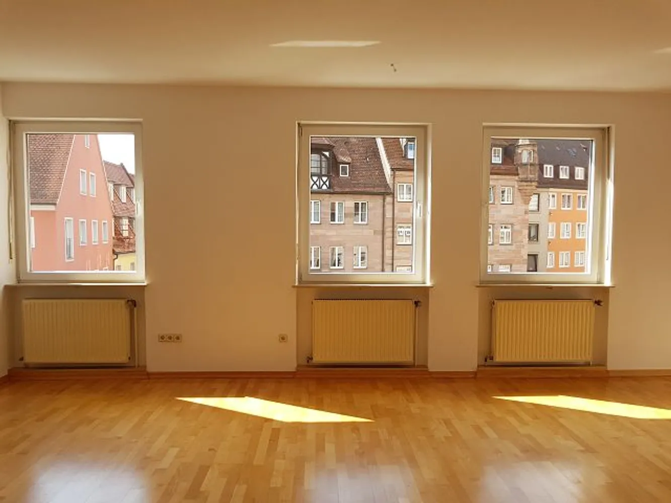 2 Zimmer Wohnung mit 70 m² in Nürnberg – Bild 3