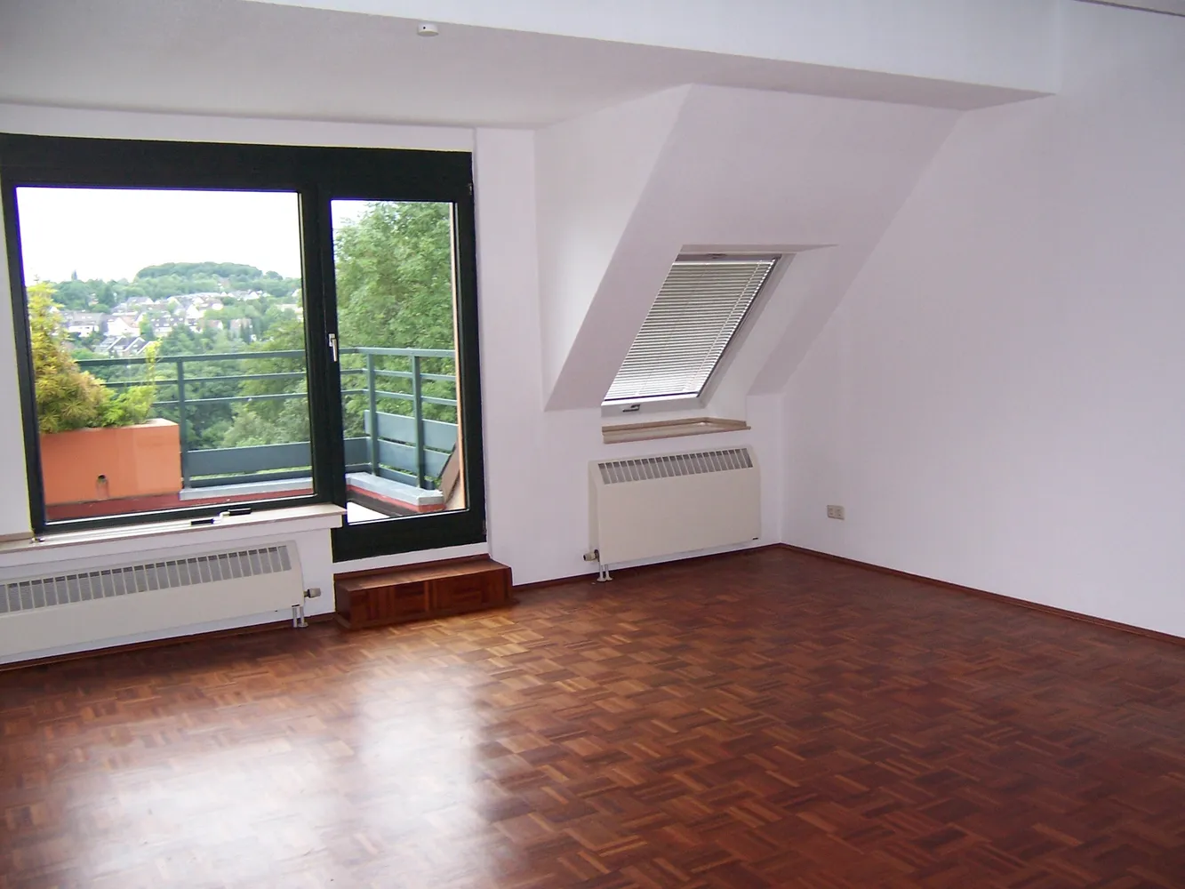 4 Zimmer Wohnung mit 110 m² in Essen – Bild 2