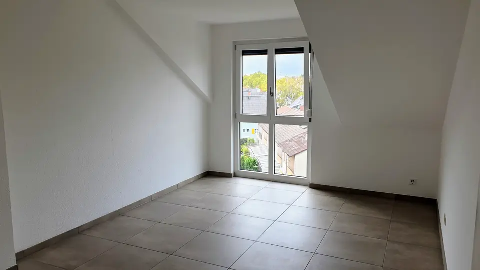 4 Zimmer Wohnung mit 113 m² in Offenbach – Bild 1