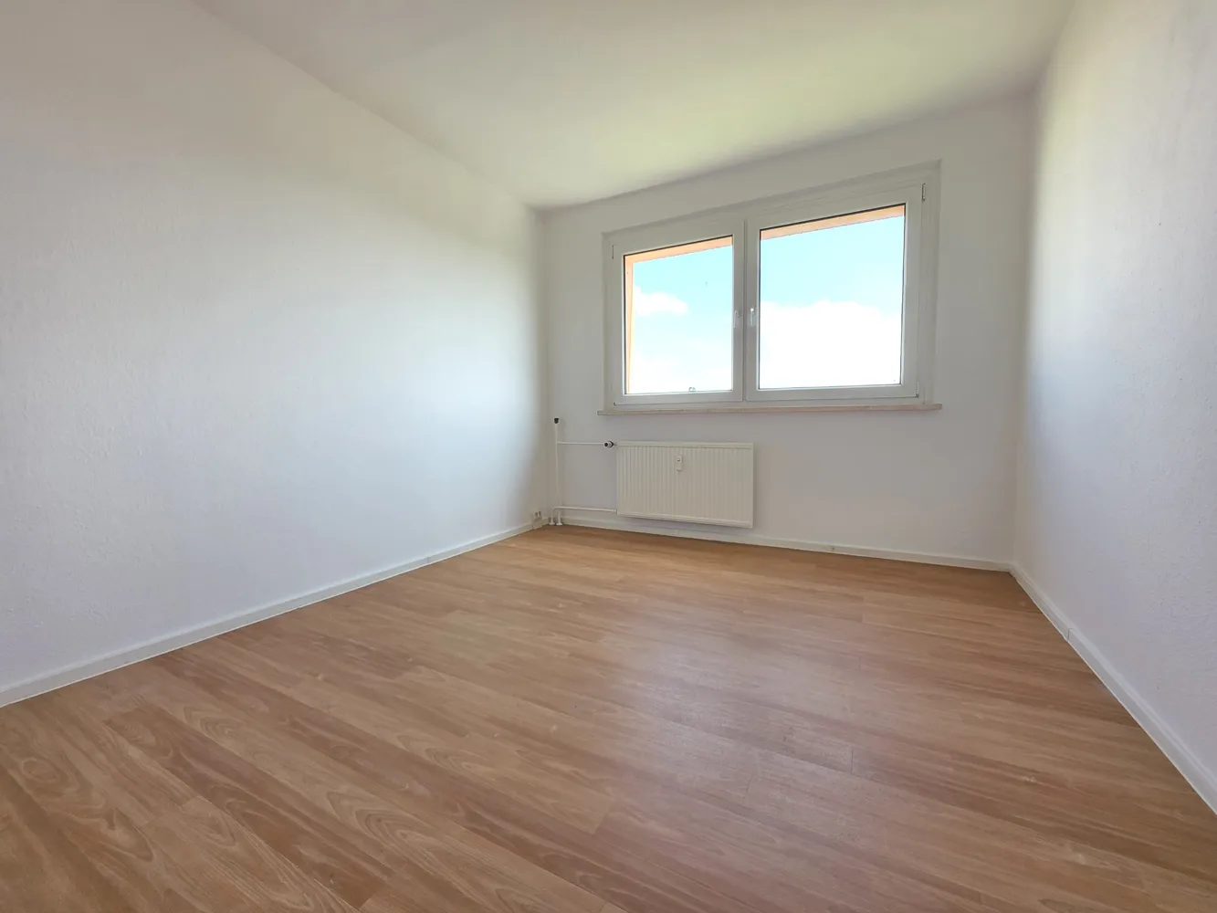 4 Zimmer Wohnung mit 65 m² in Halle (Saale) – Bild 3