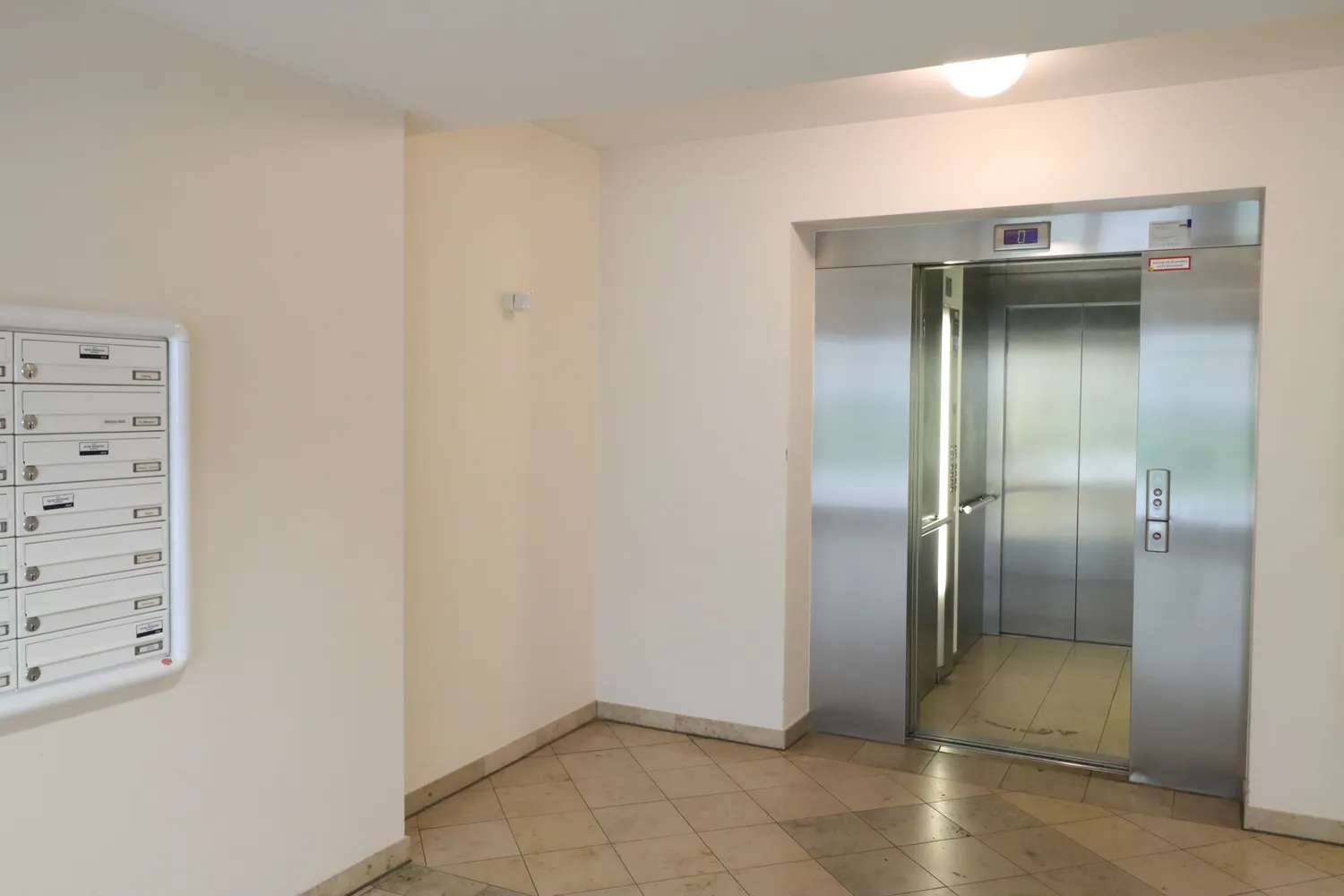 2 Zimmer Wohnung mit 70 m² in Berlin – Bild 9