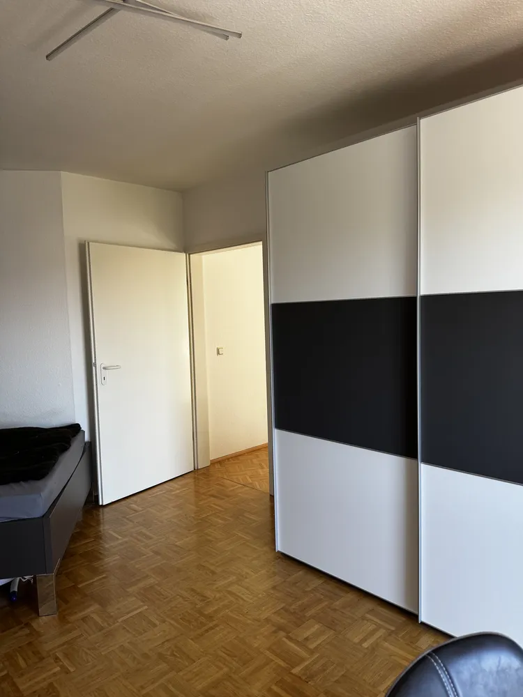 2 Zimmer Wohnung mit 82 m² in Neuss – Bild 3