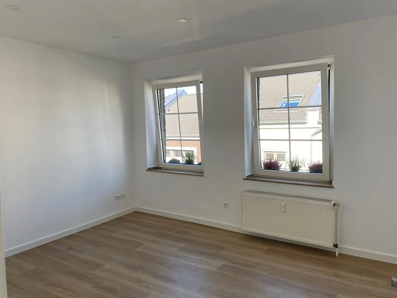 2 Zimmer Wohnung mit 66 m² in Neuss – Bild 2