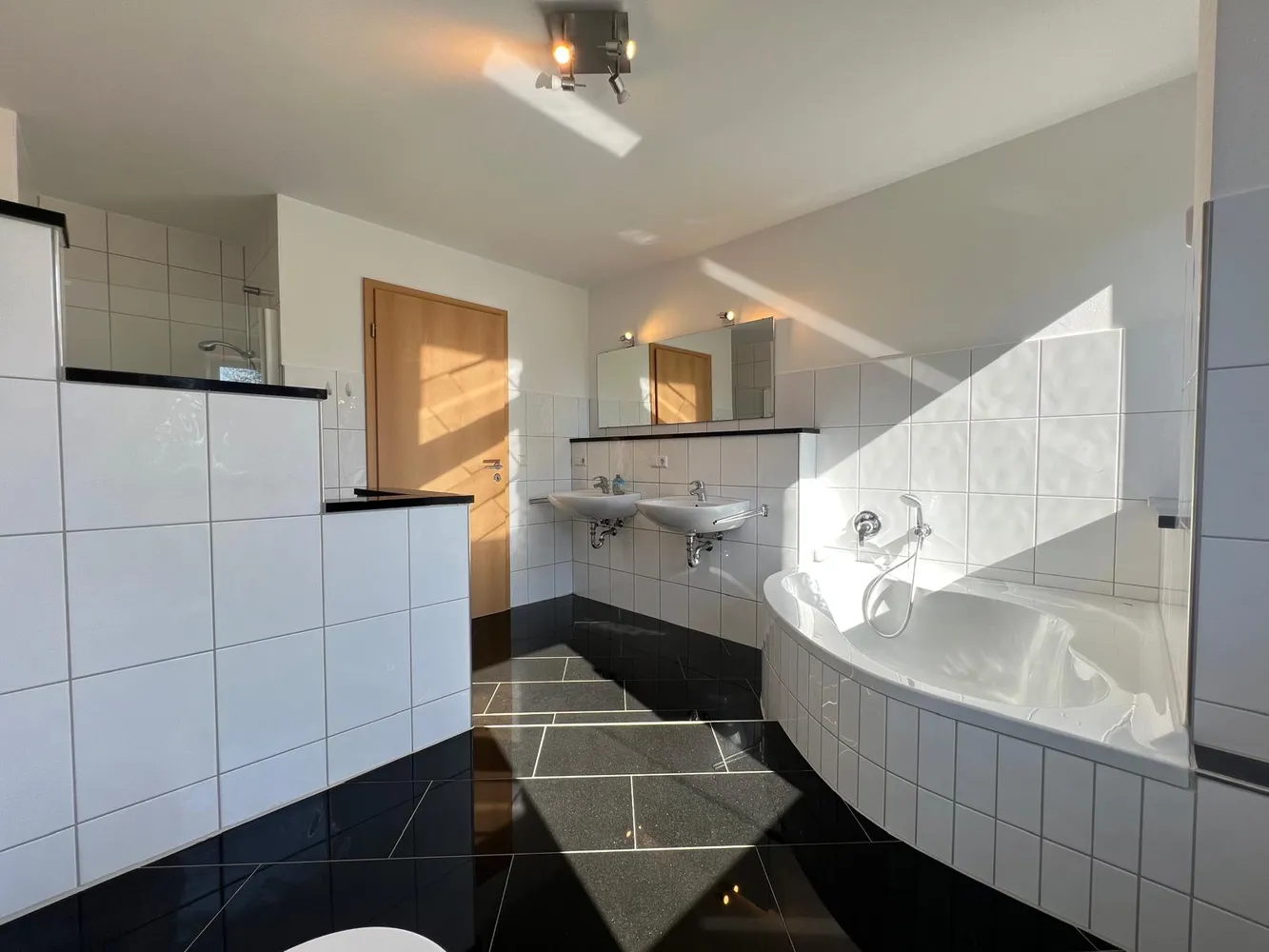 6 Zimmer Haus mit 204 m² in Kaiserslautern – Bild 2