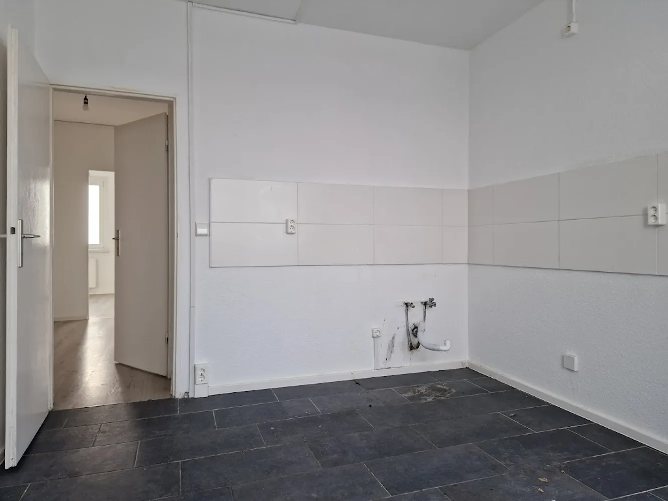2 Zimmer Wohnung mit 56 m² in Halle (Saale) – Bild 4