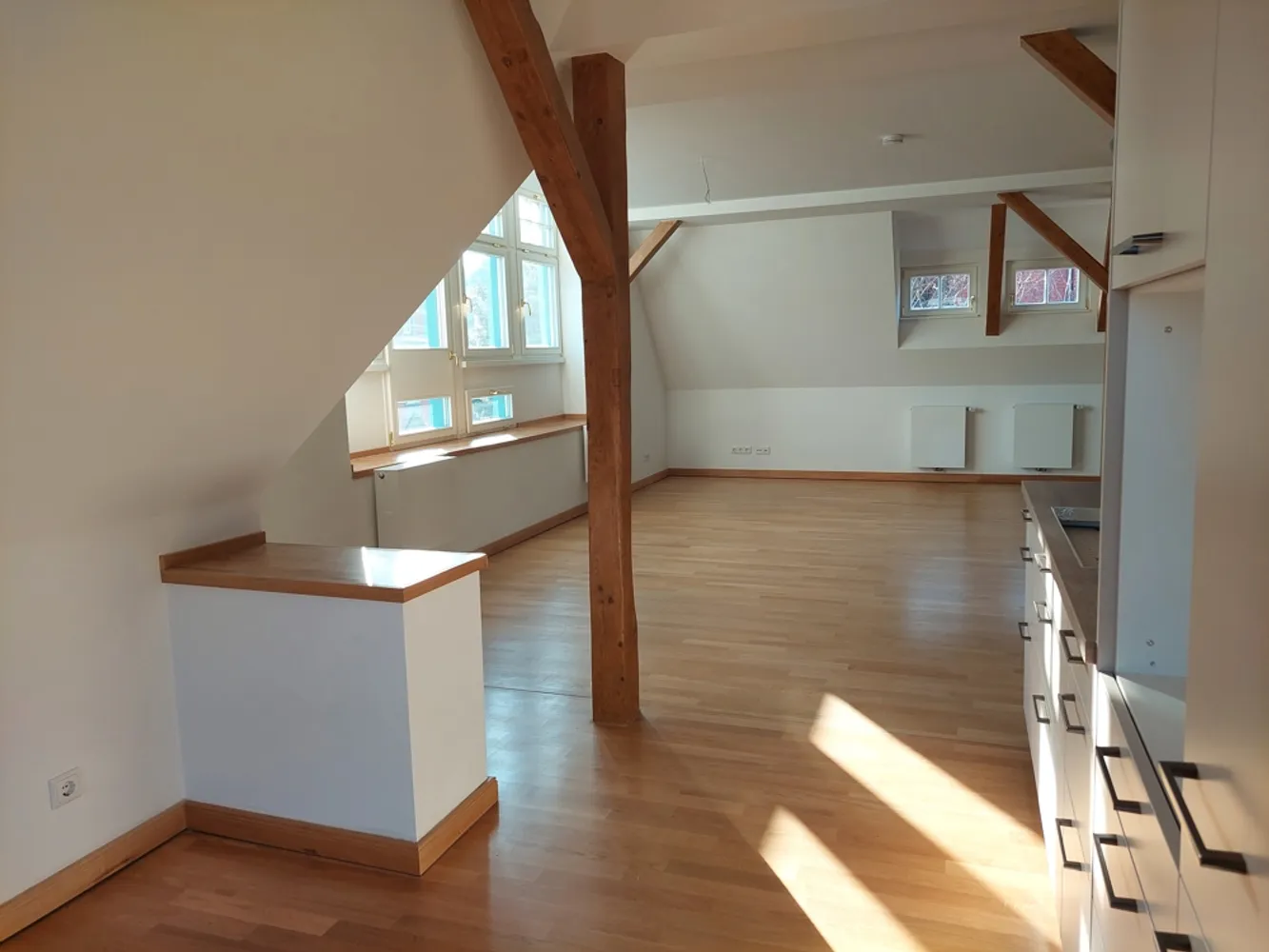 2 Zimmer Wohnung mit 99 m² in Dresden – Bild 12