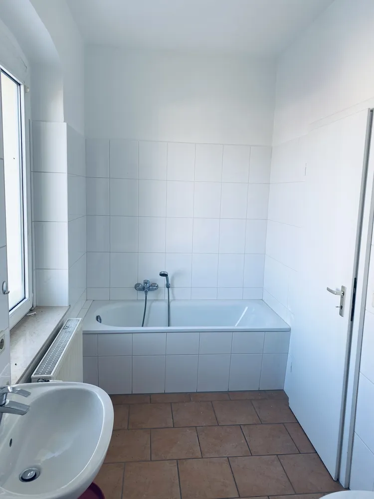 3 Zimmer Wohnung mit 80 m² in Halle (Saale) – Bild 6