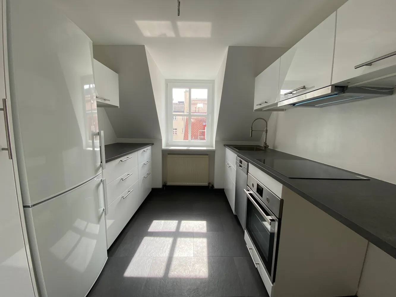 4 Zimmer Wohnung mit 83 m² in München – Bild 9
