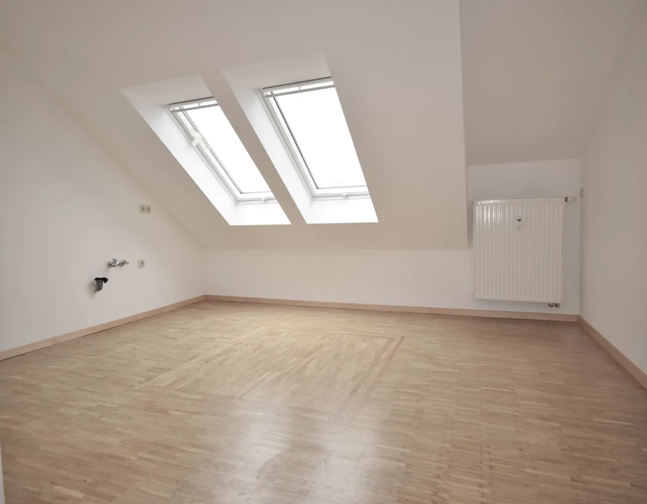 4 Zimmer Wohnung mit 80 m² in Chemnitz – Bild 2