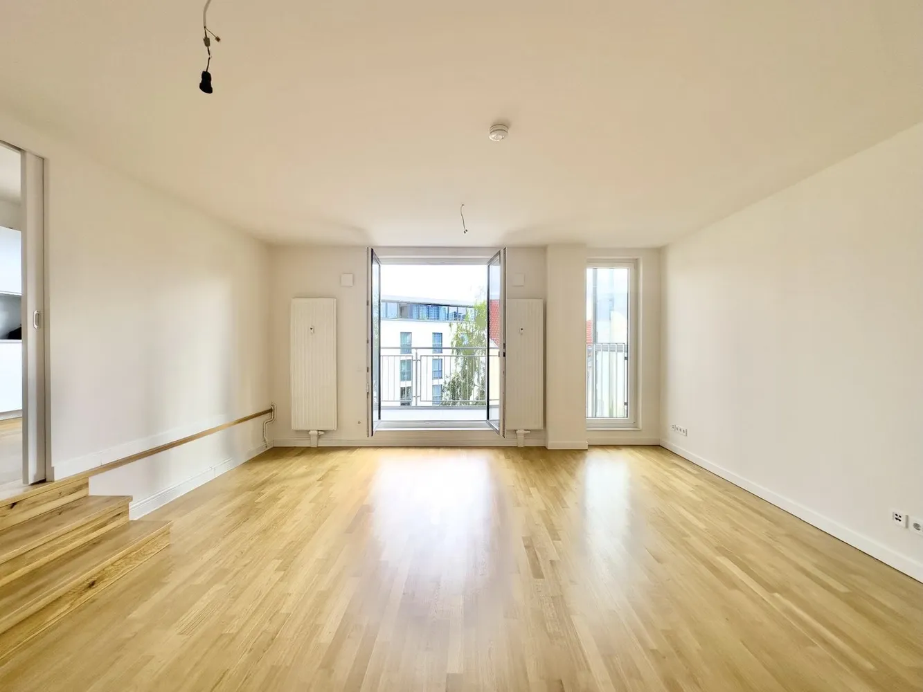 2 Zimmer Wohnung mit 67 m² in Berlin – Bild 1