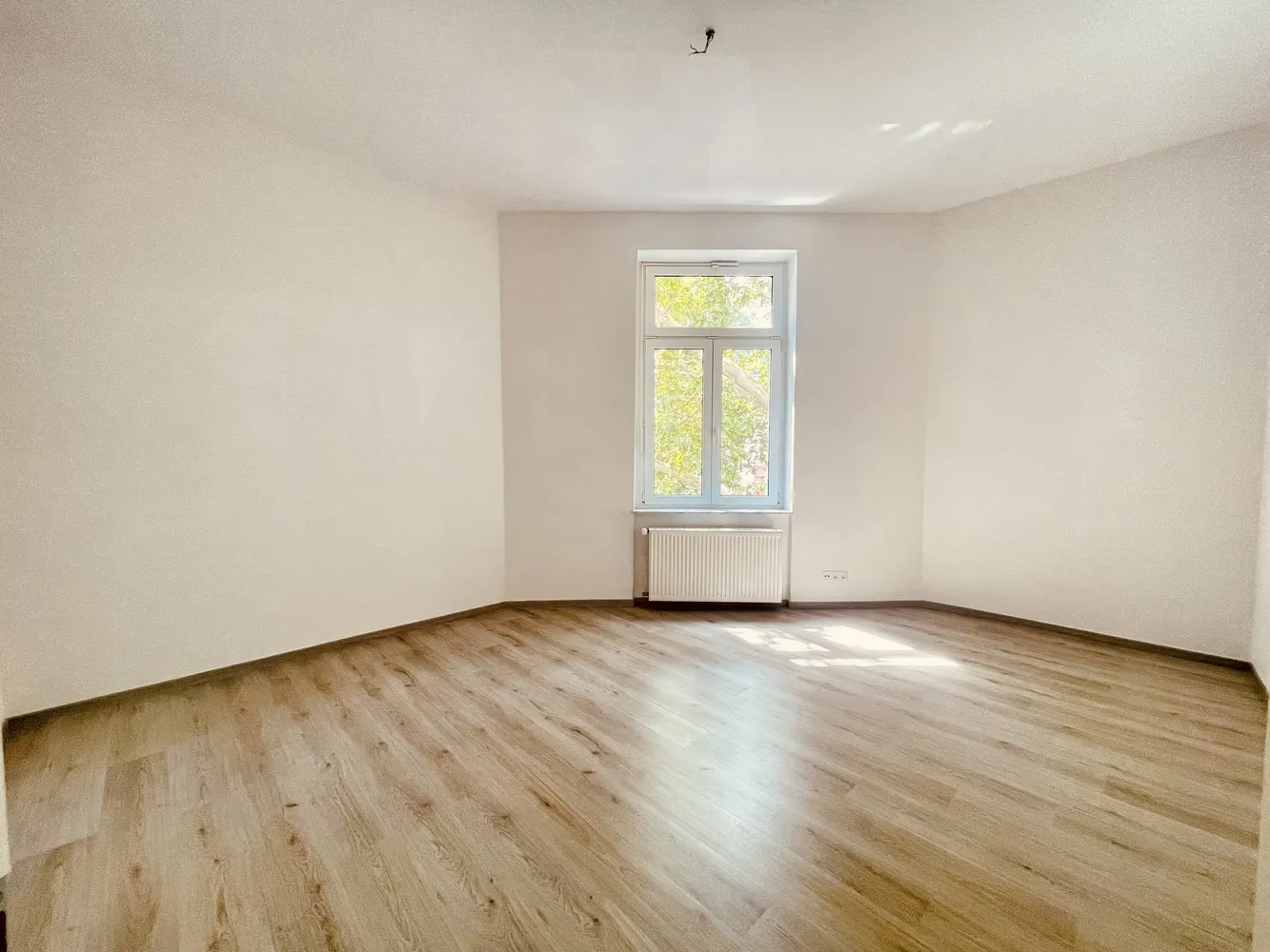 5 Zimmer Wohnung mit 150 m² in Frankfurt am Main – Bild 2