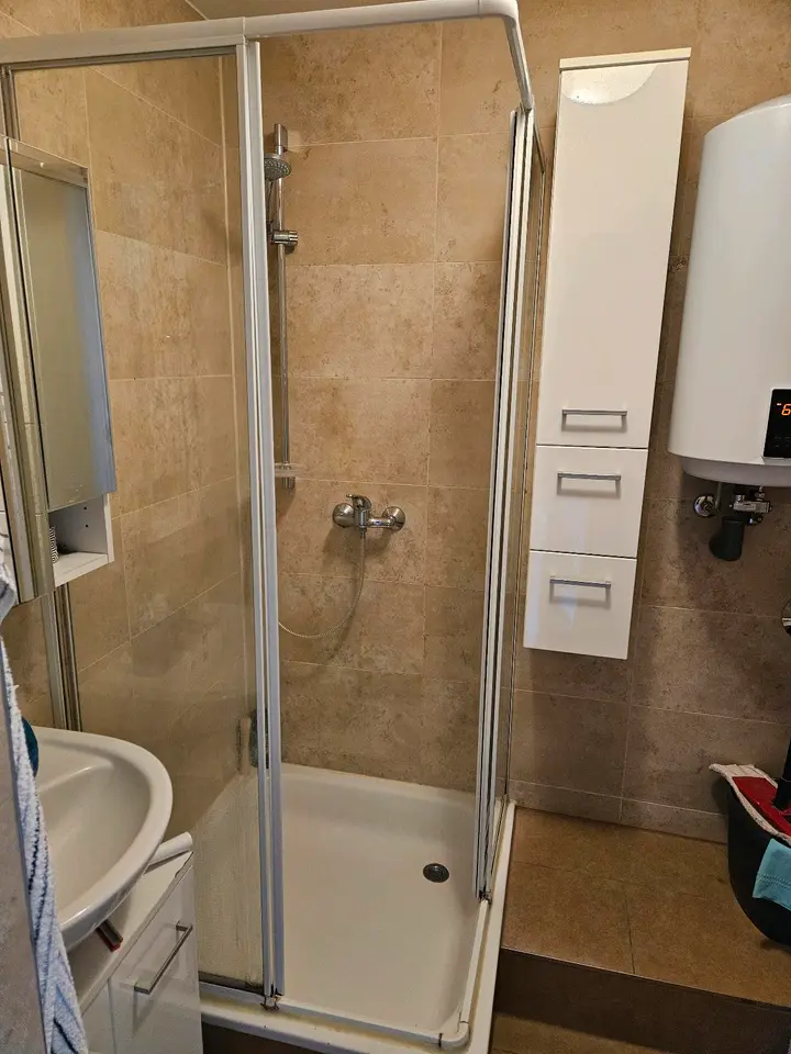 Shared room with 15 m² in Stuttgart – Photo 6