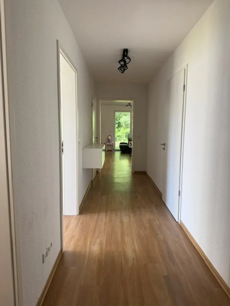 3 Zimmer Wohnung mit 90 m² in Emmerich am Rhein – Bild 2