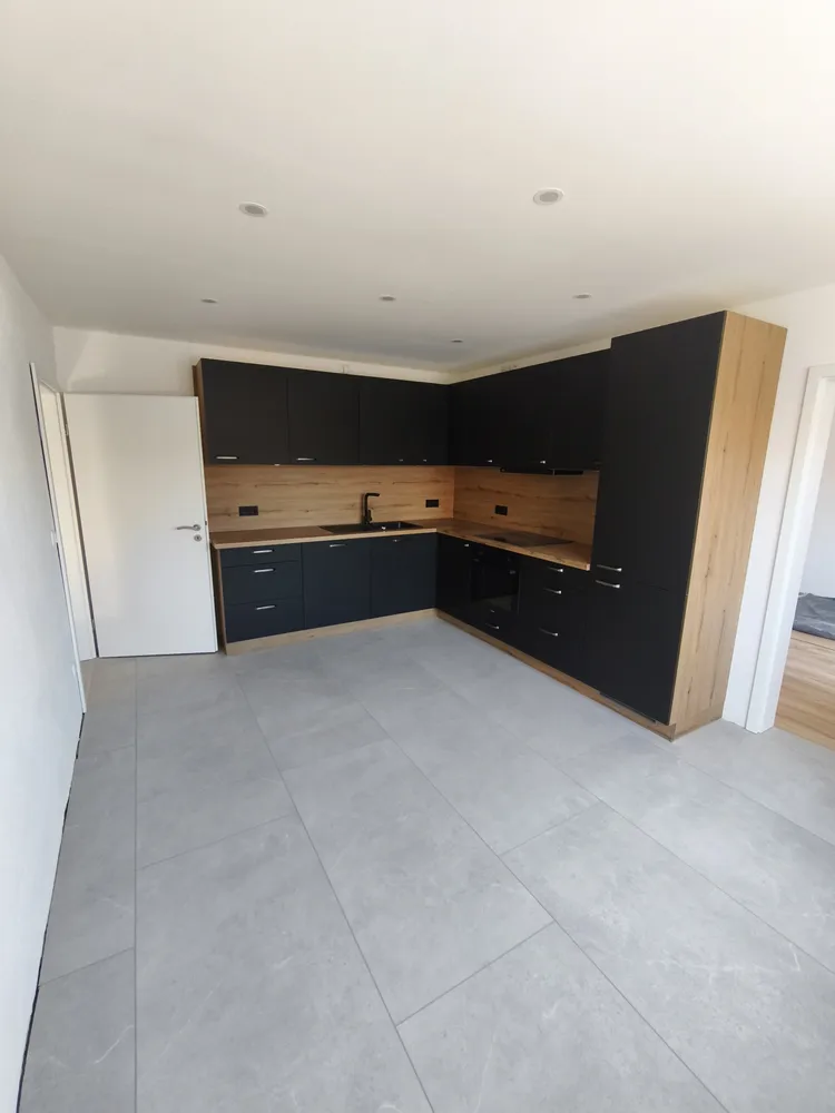 4 Zimmer Wohnung mit 94 m² in Landshut – Bild 1