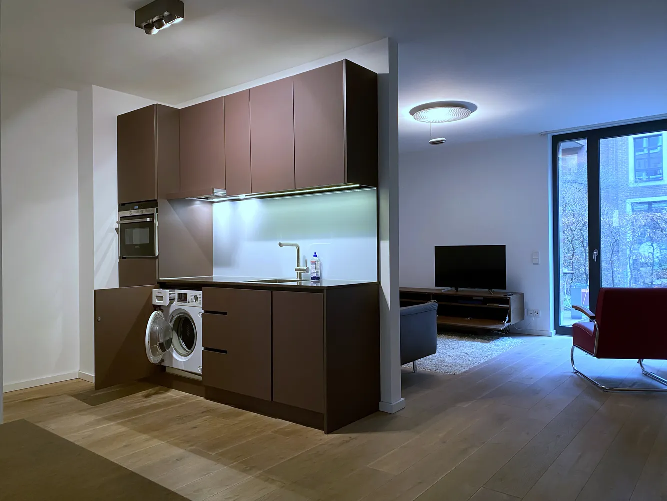 2 Zimmer Wohnung mit 85 m² in Düsseldorf – Bild 5