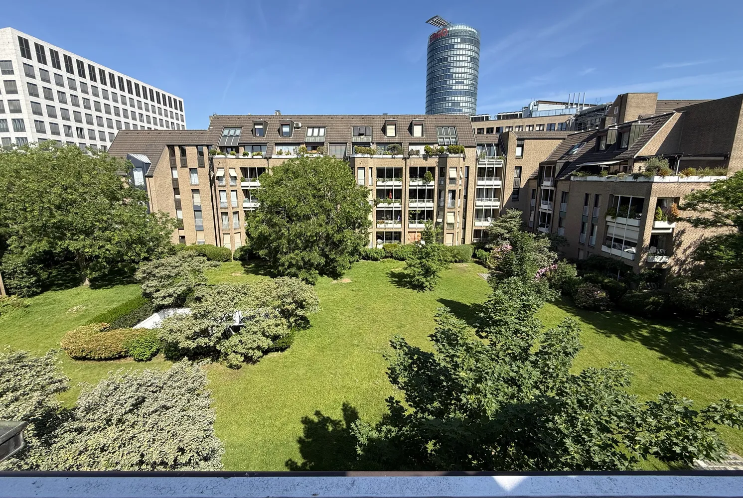 2 Zimmer Wohnung mit 84 m² in Düsseldorf – Bild 11