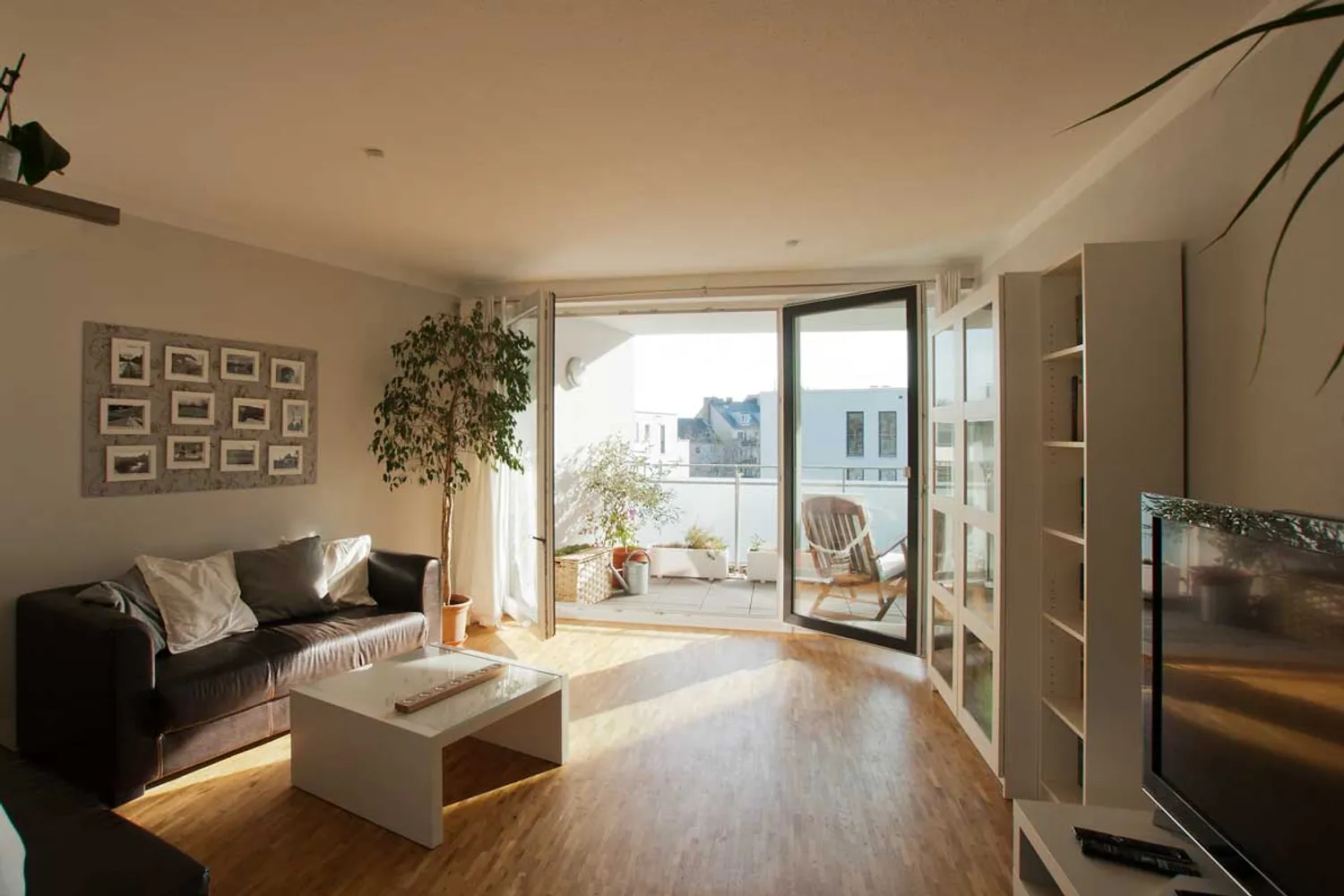 2 Zimmer Wohnung mit 67 m² in Köln – Bild 1