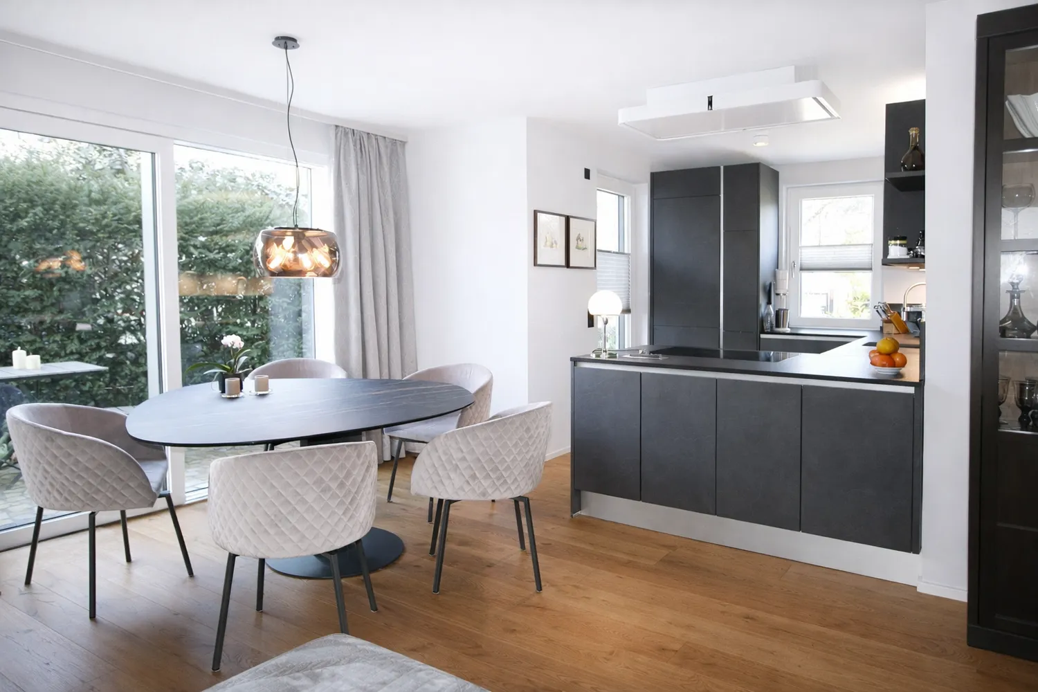 4 Zimmer Wohnung mit 110 m² in München – Bild 4