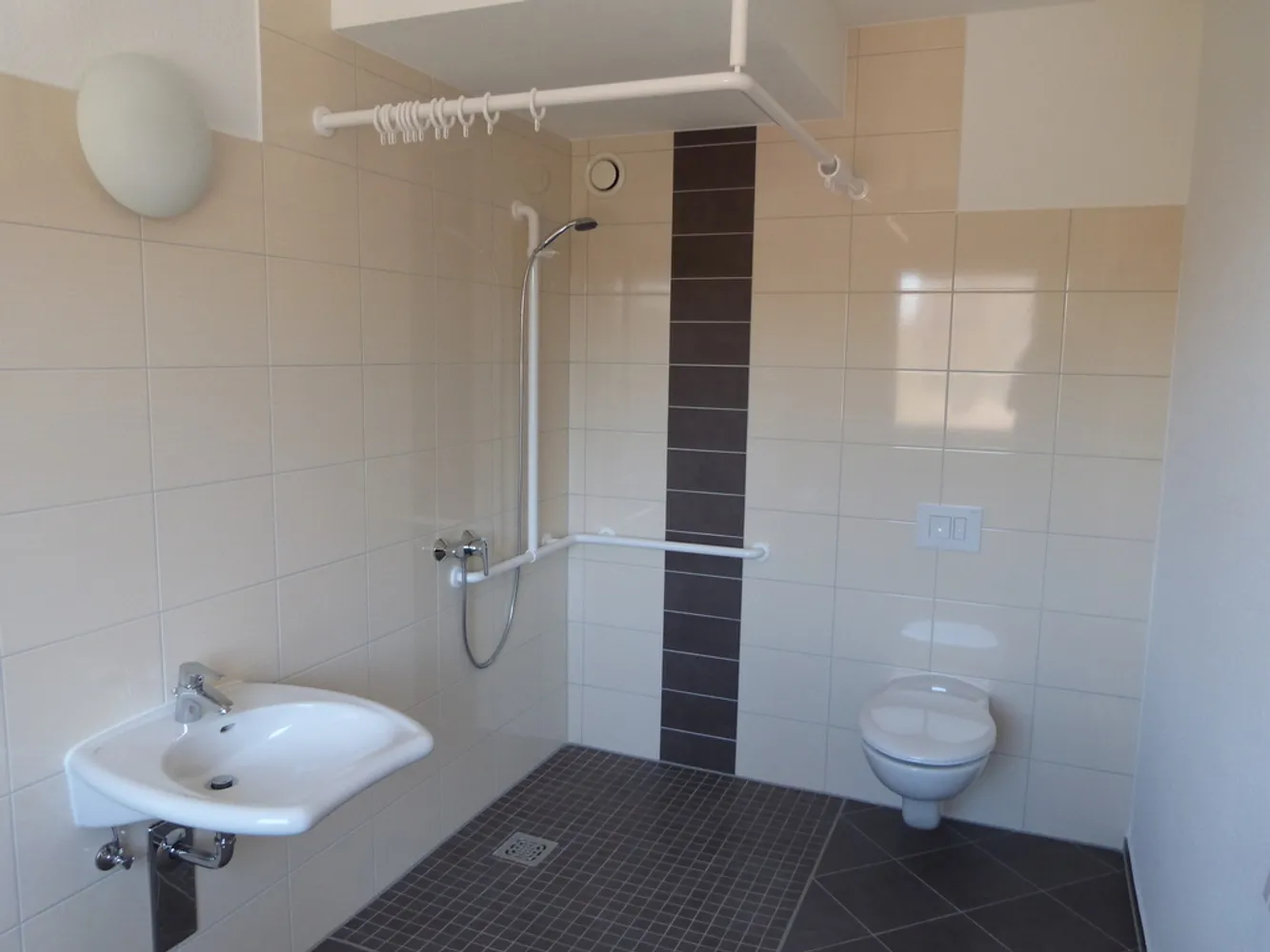2 room apartment with 57 m² in Chemnitz – Photo 3