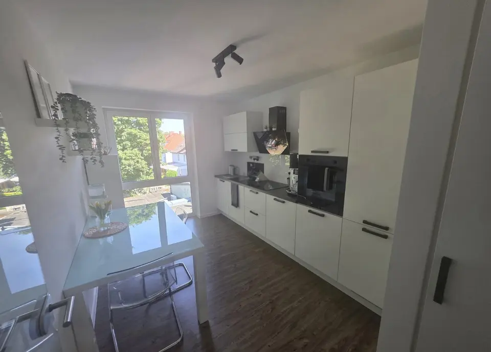 4 Zimmer Wohnung mit 115 m² in Arnsberg – Bild 2