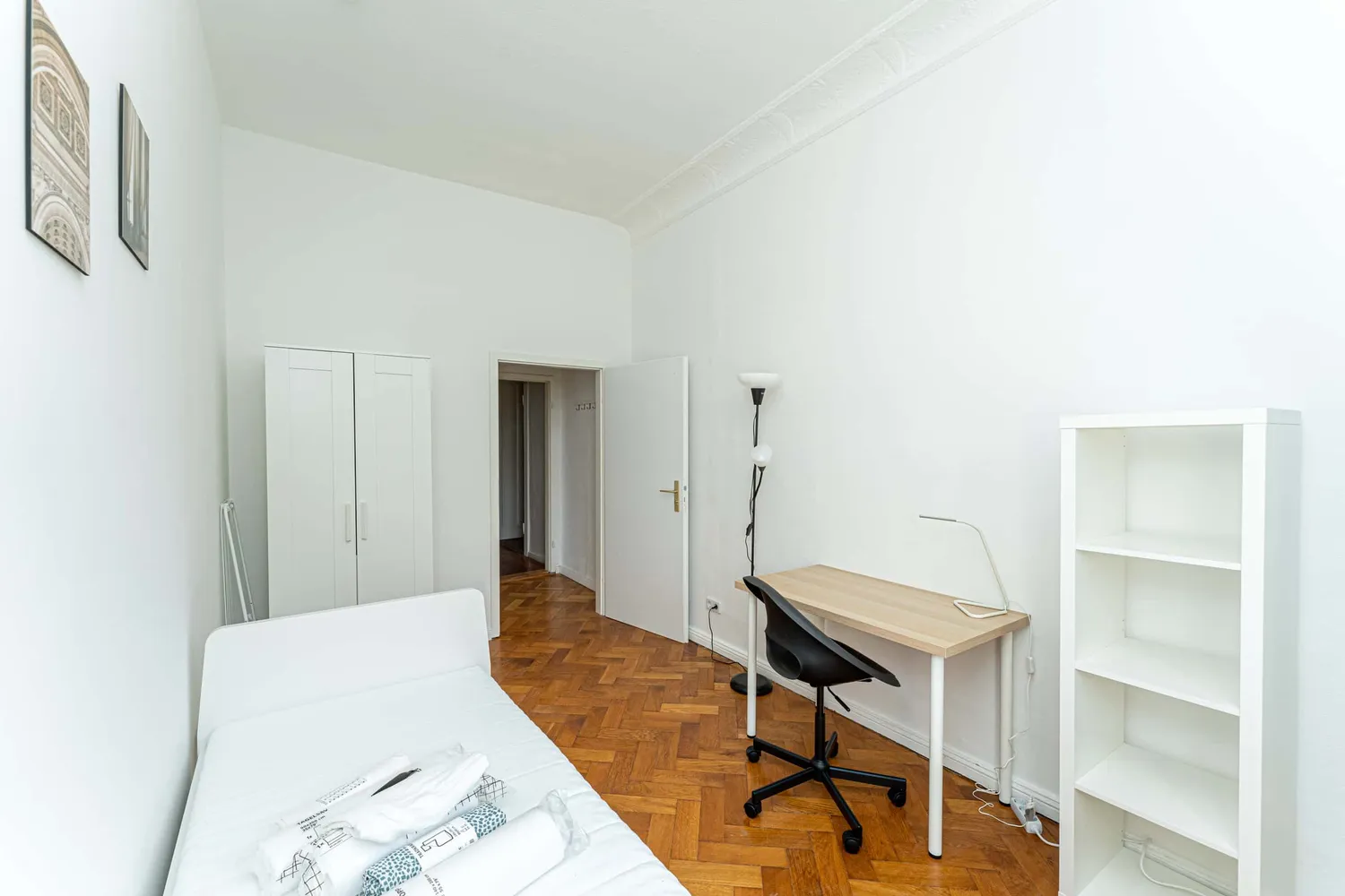 Shared room with 15 m² in Berlin – Photo 8