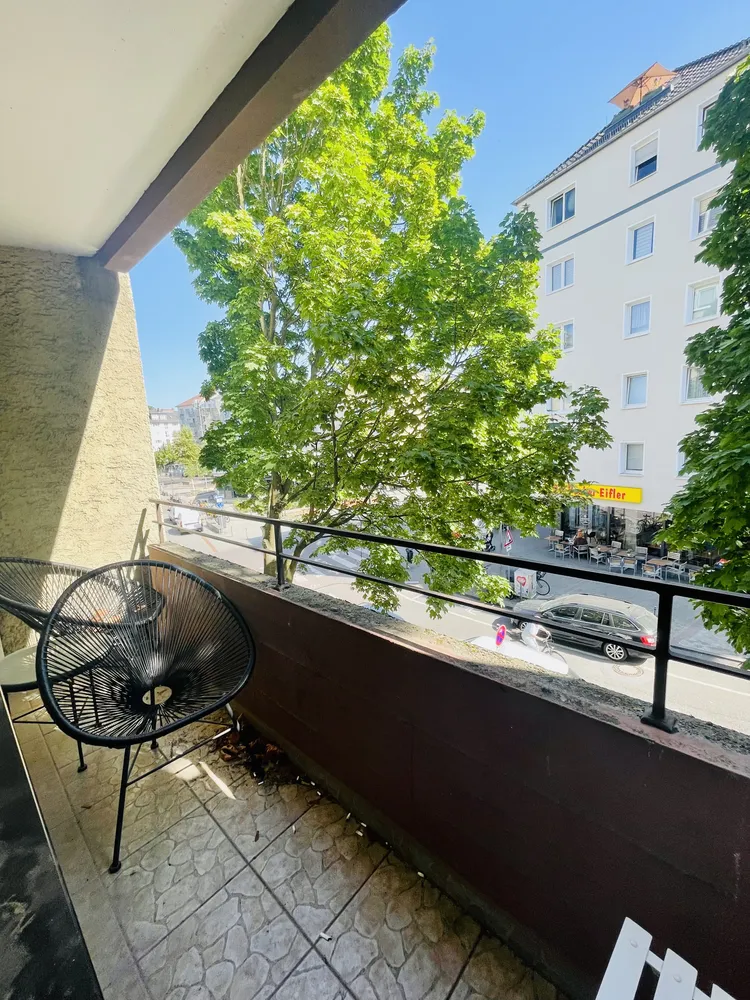 4 Zimmer Wohnung mit 108 m² in Frankfurt am Main – Bild 1