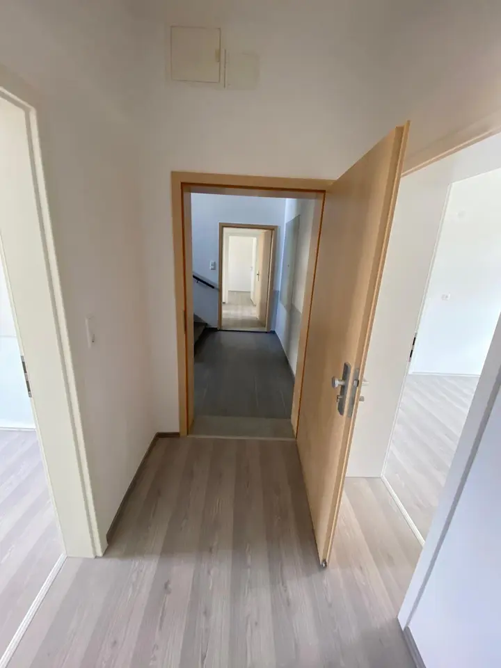 2 Zimmer Wohnung mit 50 m² in Zwickau – Bild 8