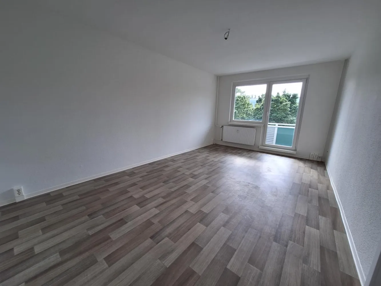 2 room apartment with 57 m² in Magdeburg – Photo 1