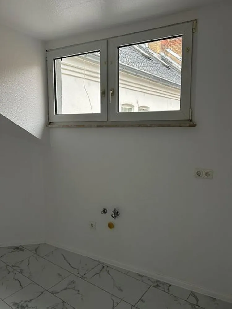 2 Zimmer Wohnung mit 77 m² in Wiesbaden – Bild 1