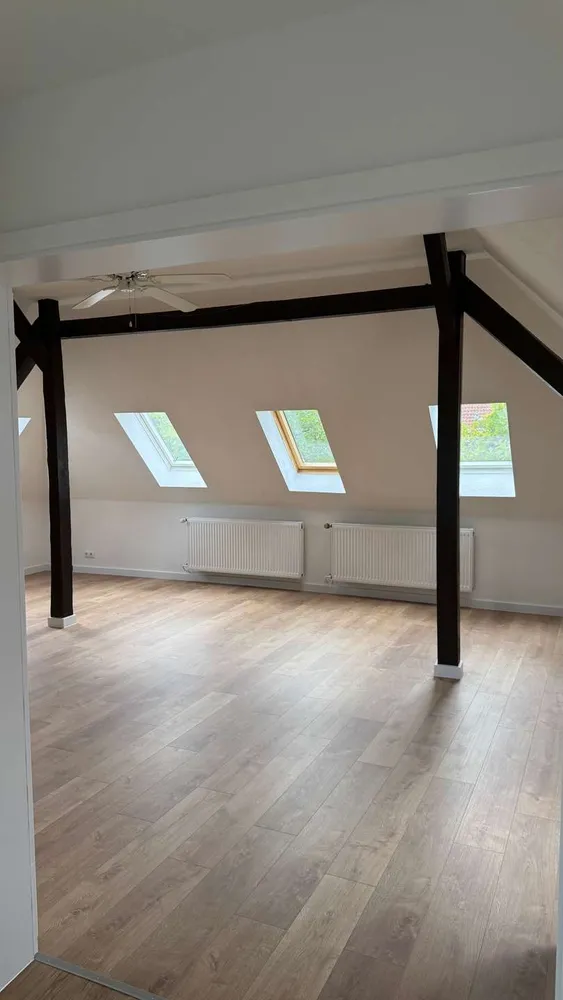 4 Zimmer Wohnung mit 115 m² in Hannover – Bild 1