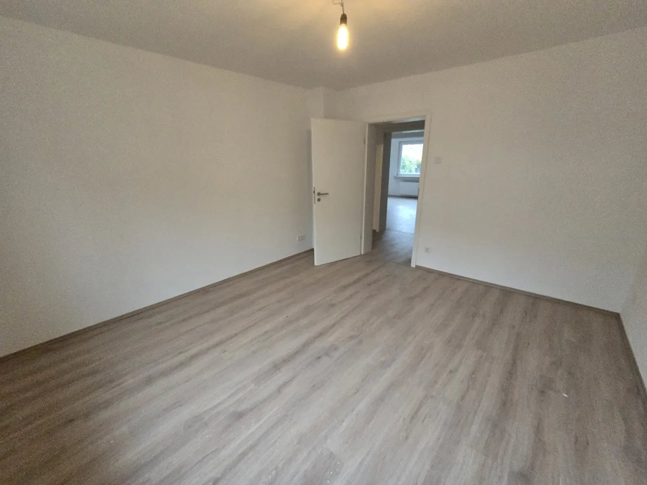 2 Zimmer Wohnung mit 58 m² in Duisburg – Bild 5
