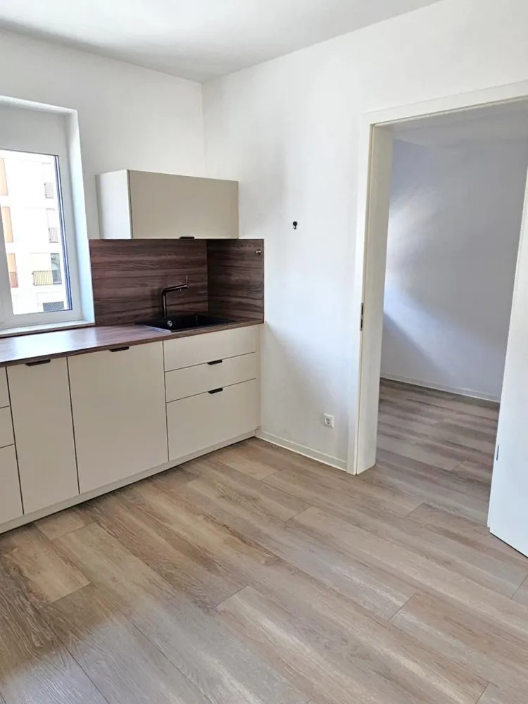 4 Zimmer Wohnung mit 77 m² in Nürnberg – Bild 3