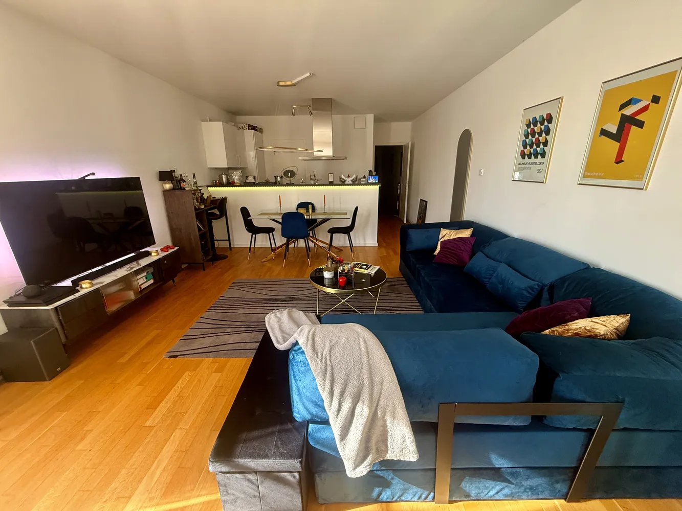 2 Zimmer Wohnung mit 71 m² in Hamburg – Bild 2
