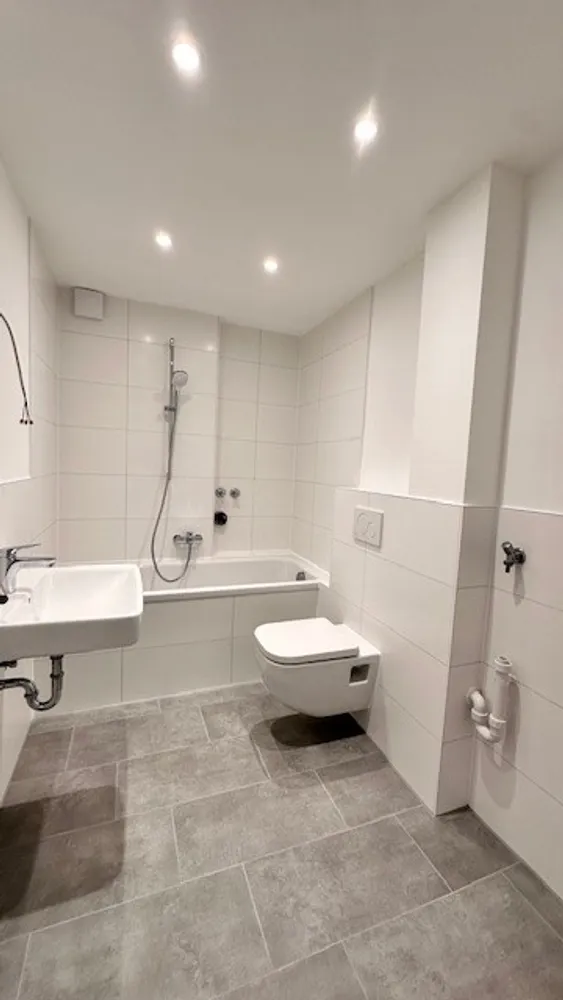 2 Zimmer Wohnung mit 38 m² in Augsburg – Bild 2