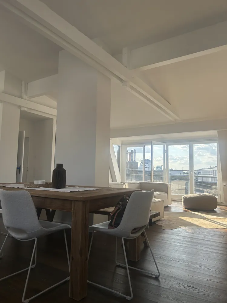 2 Zimmer Wohnung mit 80 m² in Düsseldorf – Bild 2