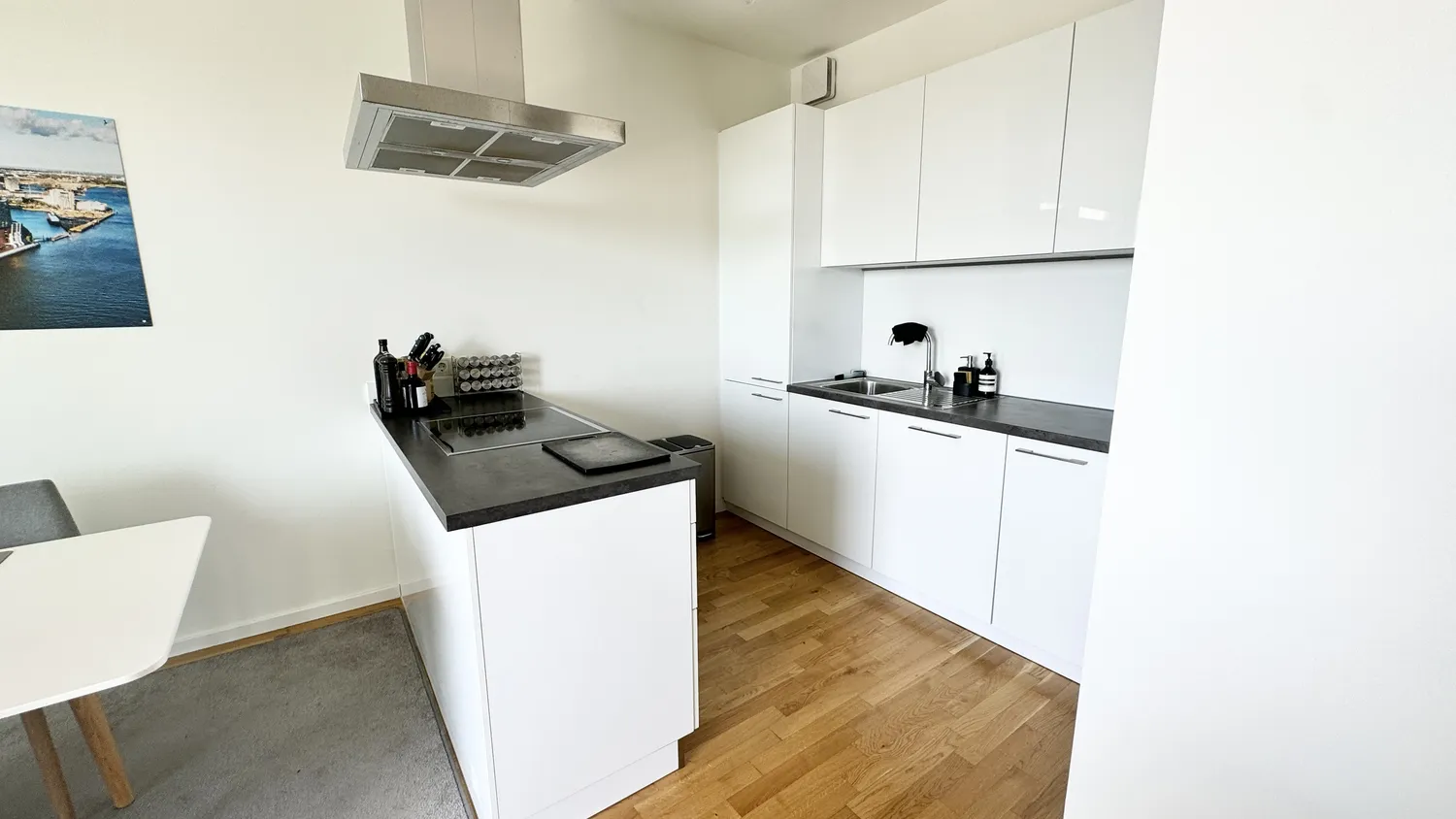 2 Zimmer Wohnung mit 67 m² in Hamburg – Bild 2