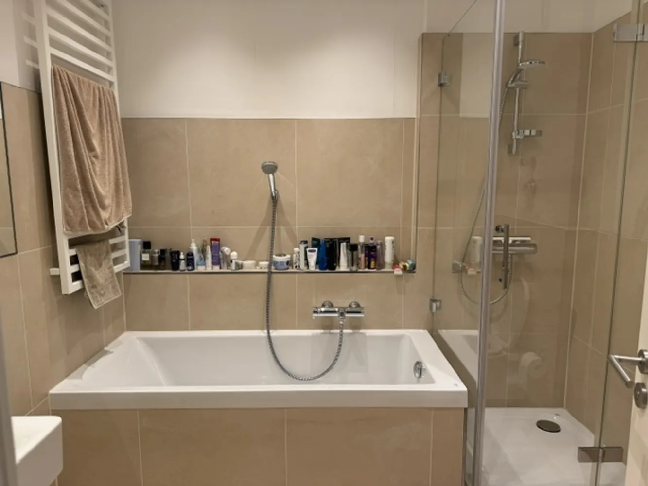 4 Zimmer Wohnung mit 119 m² in Köln – Bild 3