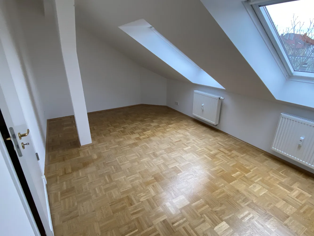 2 Zimmer Wohnung mit 75 m² in Halle (Saale) – Bild 12