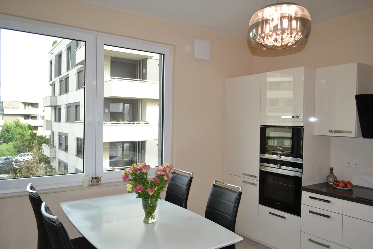3 Zimmer Wohnung mit 87 m² in Frankfurt am Main – Bild 10