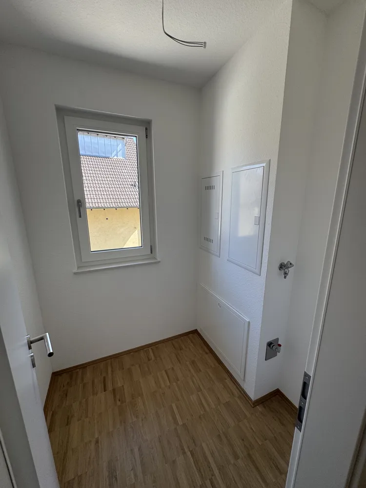 3 Zimmer Wohnung mit 75 m² in Karlsruhe – Bild 4