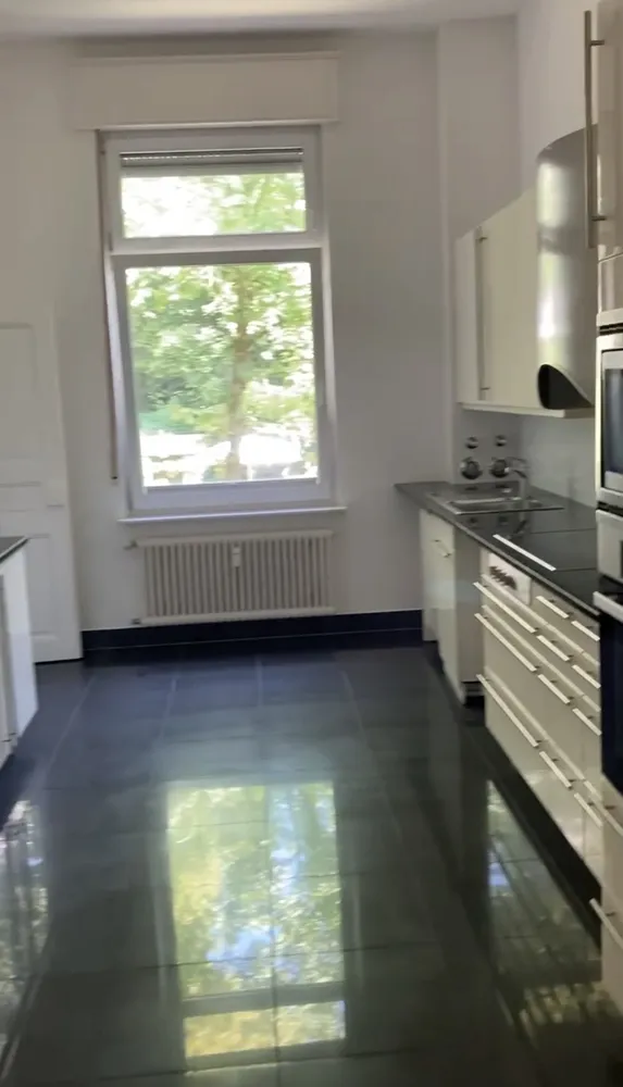 5 Zimmer Wohnung mit 200 m² in Wiesbaden – Bild 10